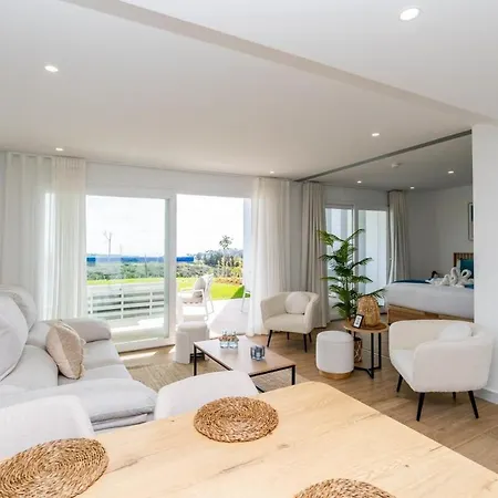 Al4-1901 - - Alcazaba Lagoon Estepona