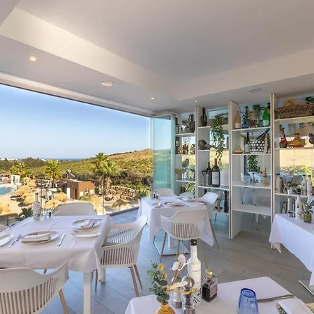 Al4-1901 - - Alcazaba Lagoon Apartment *