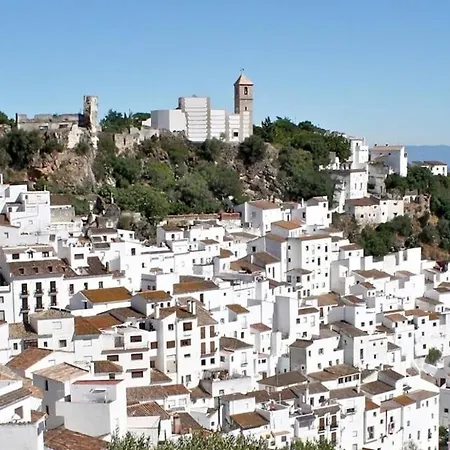 Al4-1901 - - Alcazaba Lagoon Apartment