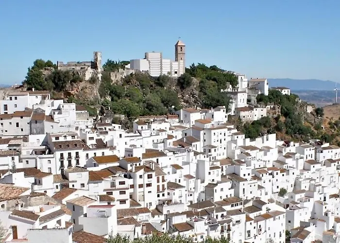 Al4-1901 - - Alcazaba Lagoon Apartment